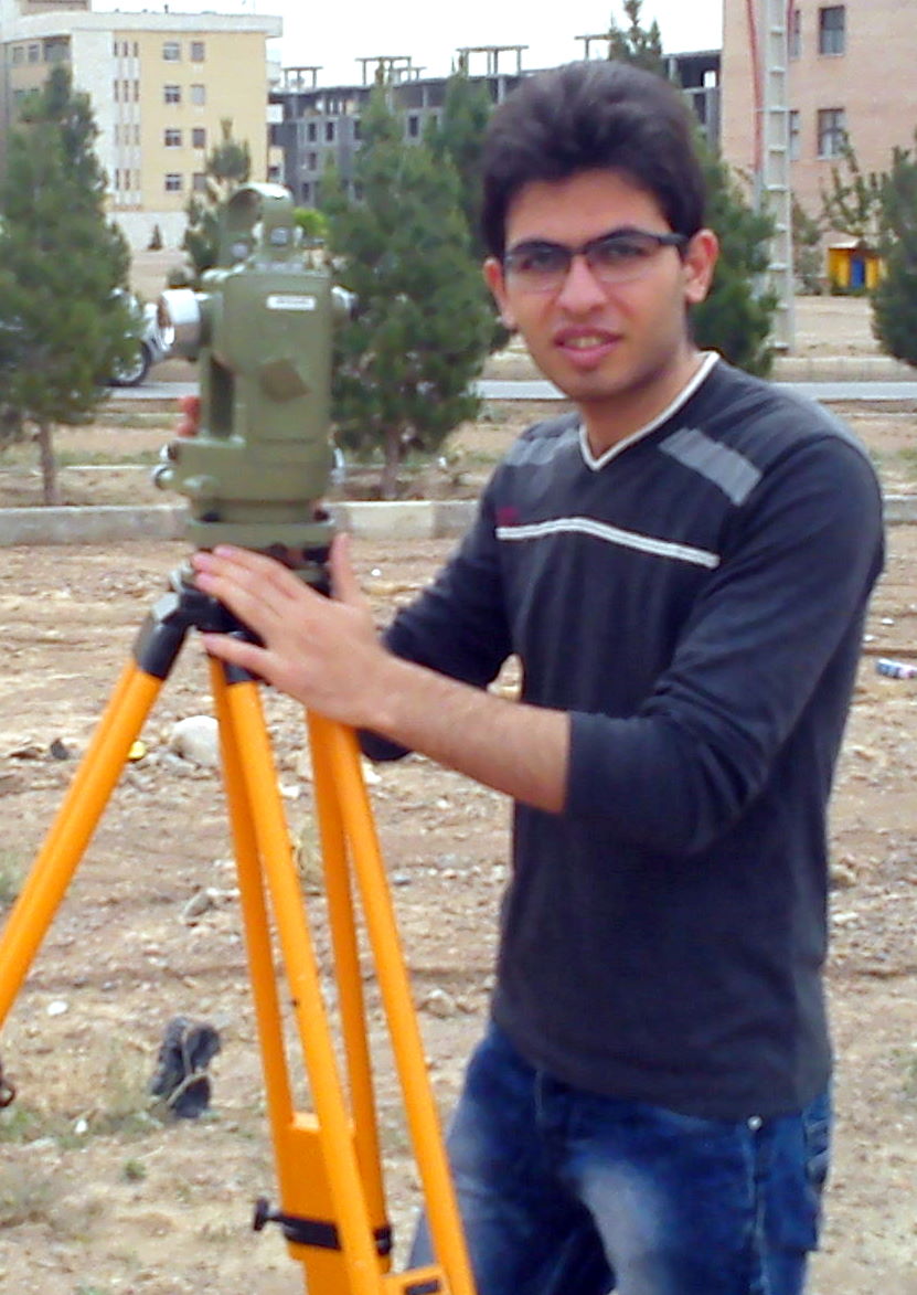 آرش علی یاری